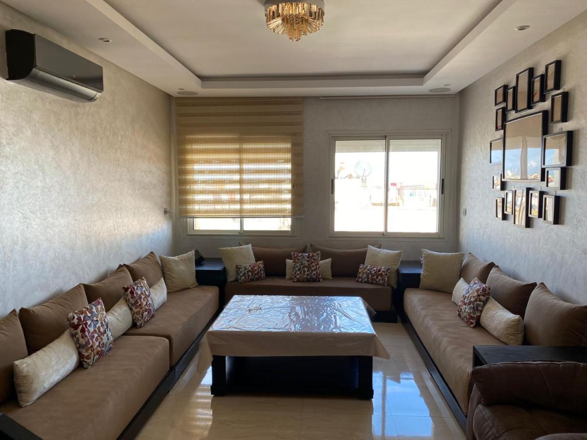Magnifique Appart F3, Renove, Tres Bien Desservie Casablanca Exterior foto