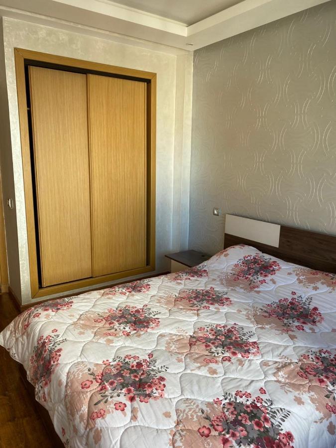 Magnifique Appart F3, Renove, Tres Bien Desservie Casablanca Exterior foto